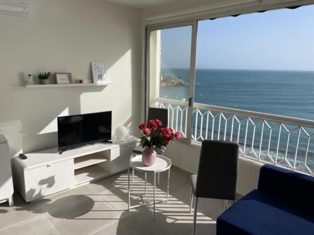 Precioso Apartamento A Estrenar En Primera Linea De Playa Benidorm Exterior foto