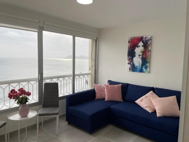Precioso Apartamento A Estrenar En Primera Linea De Playa Benidorm Exterior foto